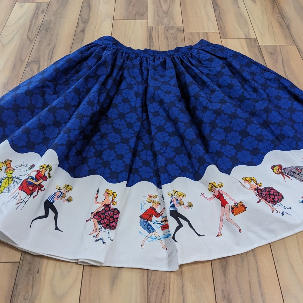 EUC! Unique Vintage X Barbie A Line Classic Barbie Icon Skirt Women's L 10-12 - Picture 2 of 14